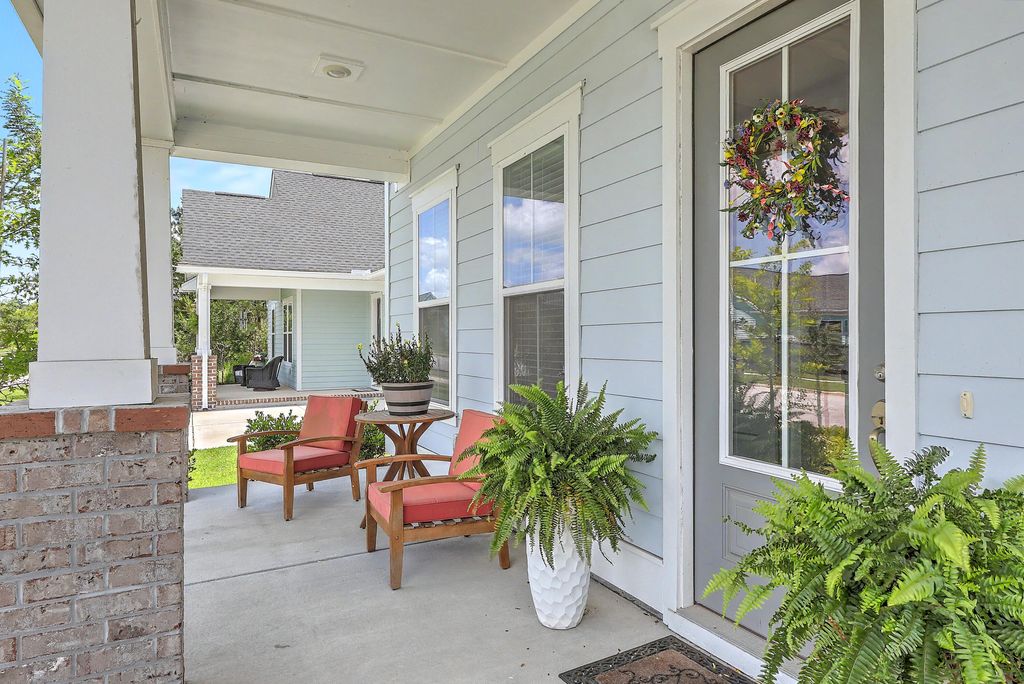 Photo of 387 Parish Farms Drive, Summerville, SC 29486 (MLS # 26015641)