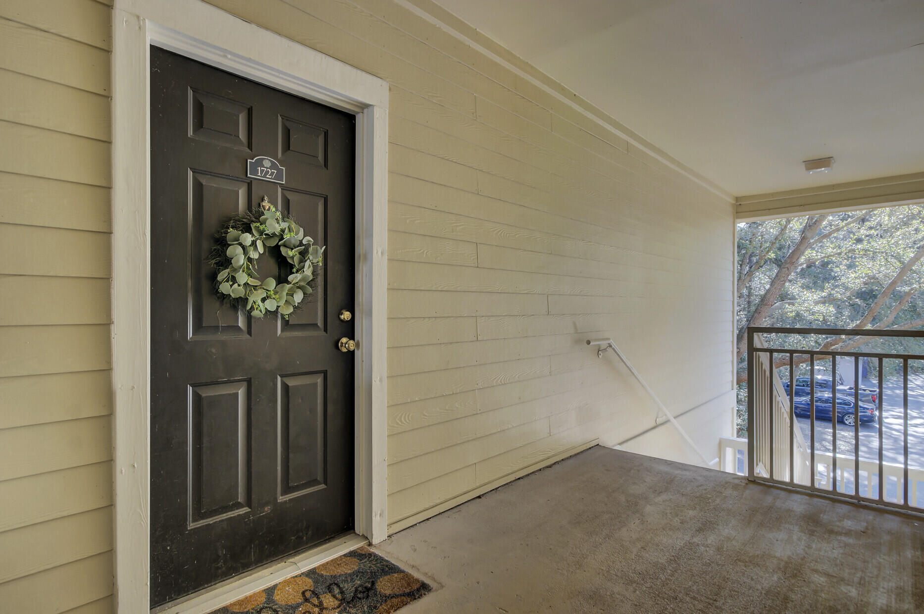 1600 Long Grove Drive 1727