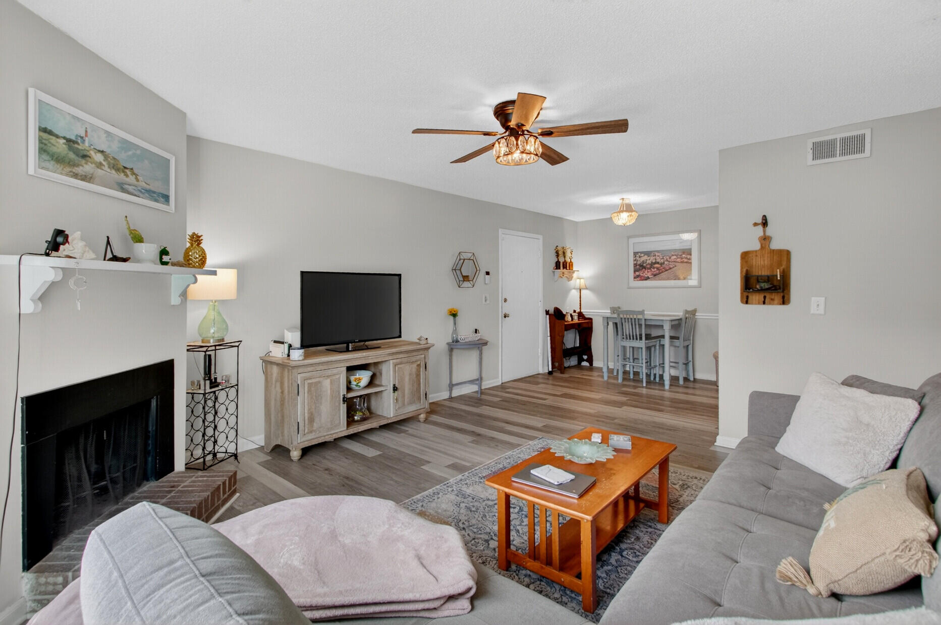 1402 Camp Road Apt 9g