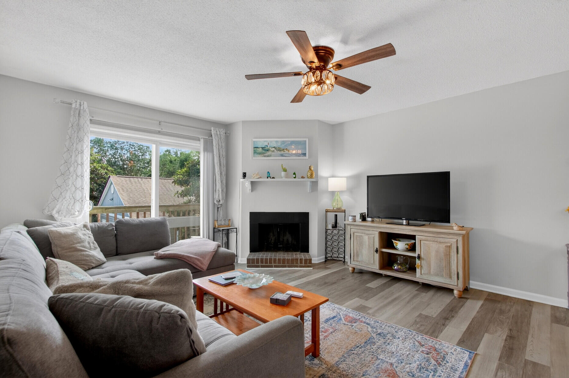 1402 Camp Road Apt 9g