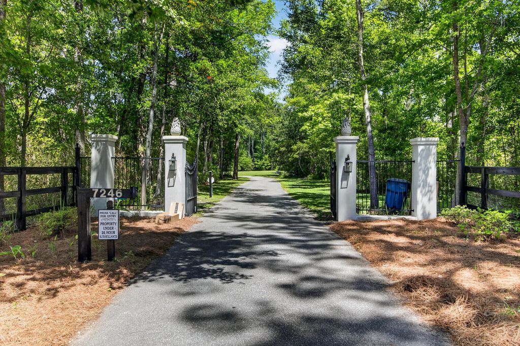 Photo of 7246 Highway 165, Ravenel, SC 29470 (MLS # 26011735)