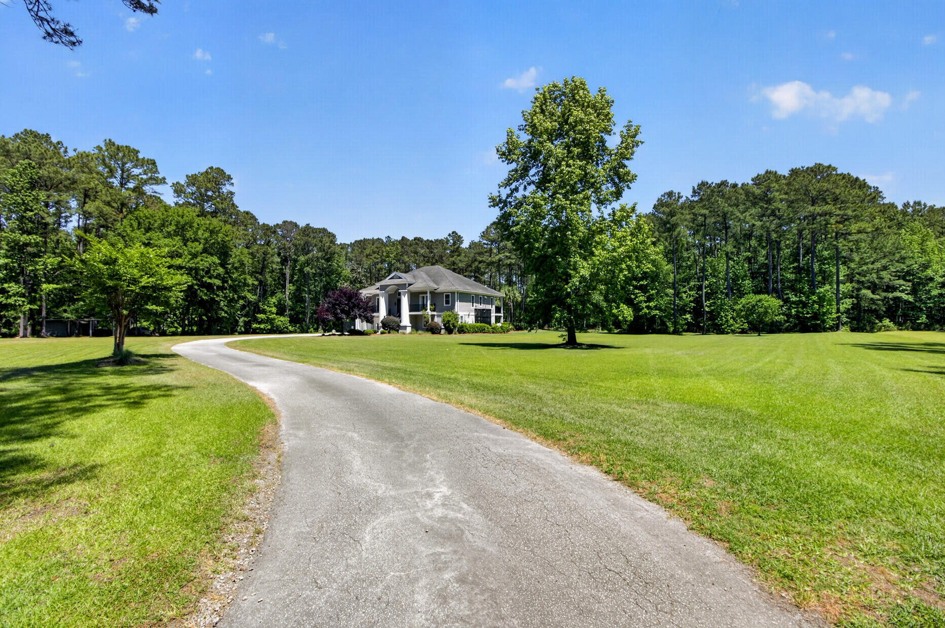 7246 Highway 165