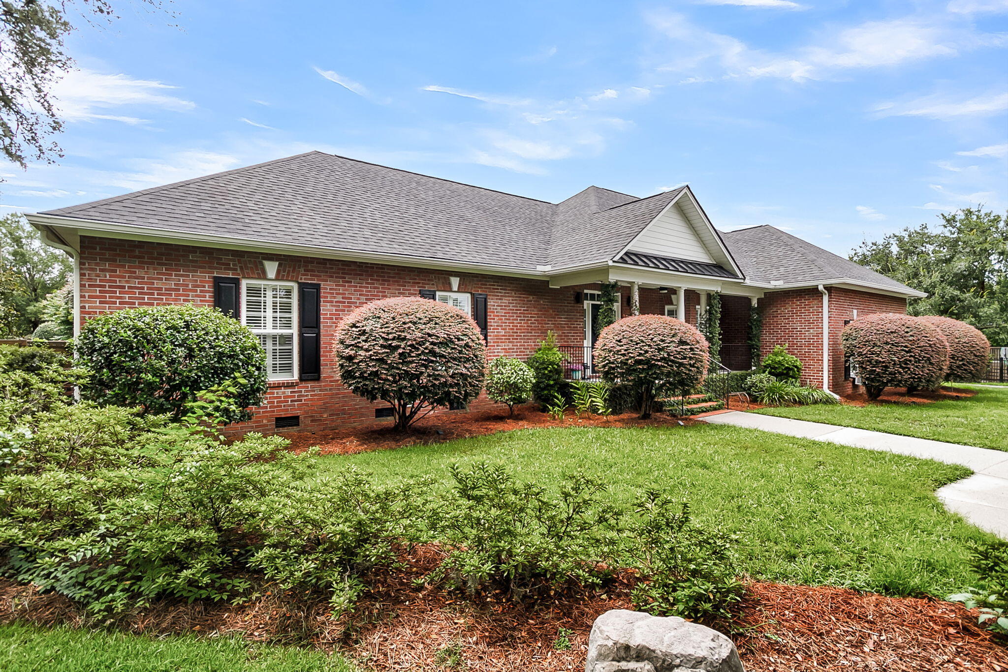 5049 Spaniel Drive