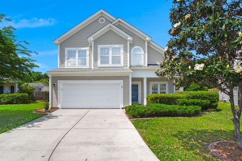 Photo of 111 Tandil Court, Summerville, SC 29483 (MLS # 26013645)