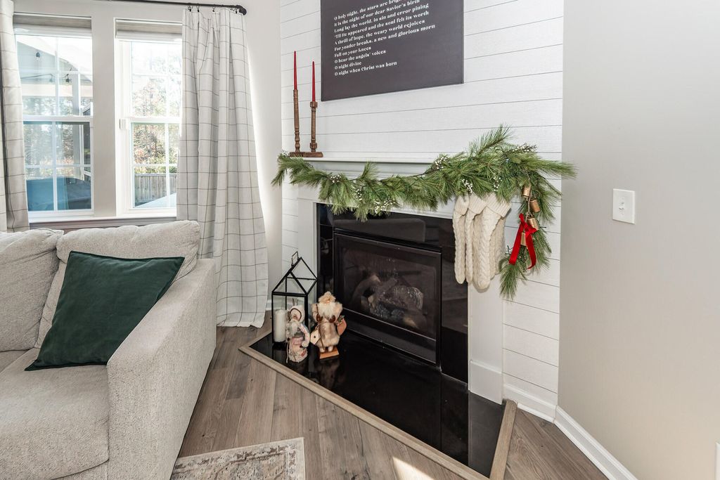 Photo of 229 Firewheel Court, Summerville, SC 29486 (MLS # 25032266)