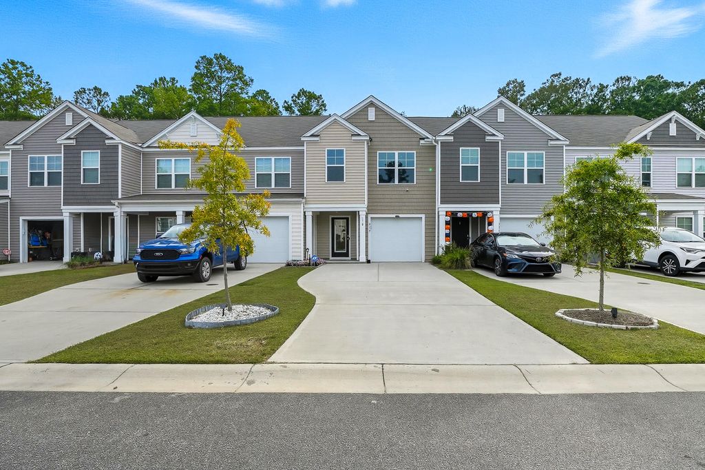 Photo of 219 Cozy Brook Court, Summerville, SC 29486 (MLS # 25025772)