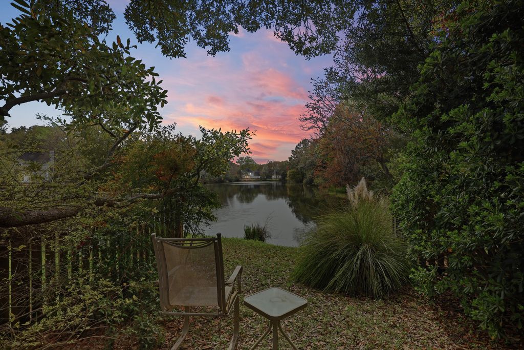 Photo of 1364 Center Lake Drive, Mount Pleasant, SC 29464 (MLS # 26007742)