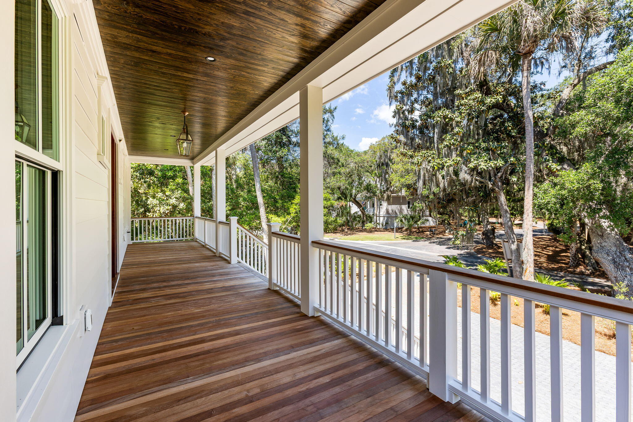 1017 Crooked Oak Lane