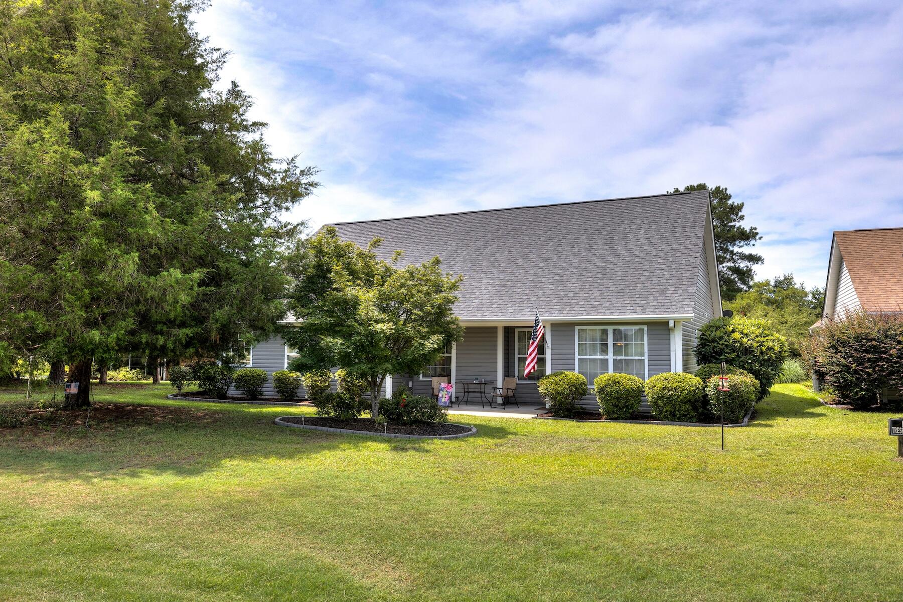 1482 Blue Heron Point