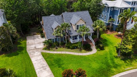 Photo of 1721 Bowline Drive, Mount Pleasant, SC 29466 (MLS # 25013057) Photo of 1721 Bowline Drive, Mount Pleasant, SC 29466 (MLS # 25013057)