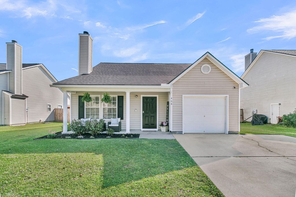 Photo of 408 Aberdeen Circle, Summerville, SC 29483 (MLS # 26007634)
