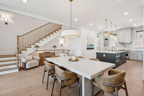 372 Broad Street Charleston SC 29401