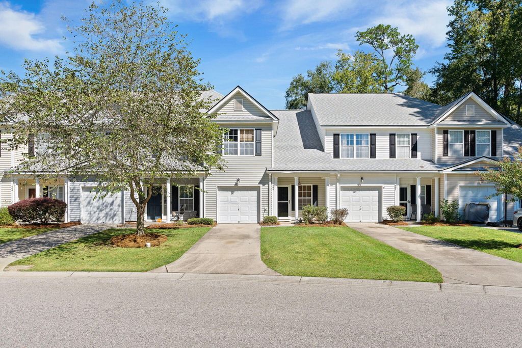 Photo of 404 Savannah River Drive, Summerville, SC 29485 (MLS # 25028107)