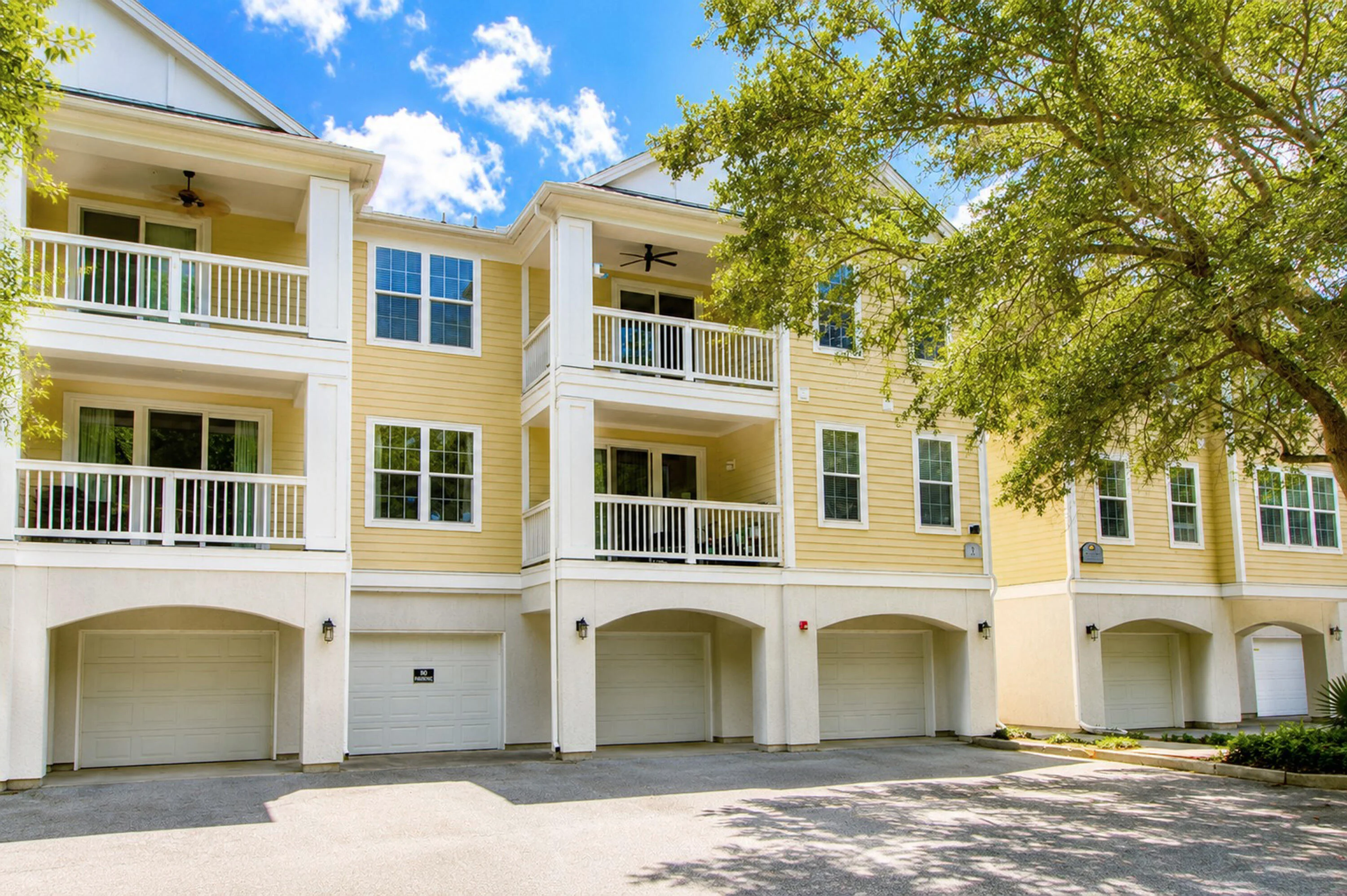 60 Fenwick Hall Alley Unit 2310