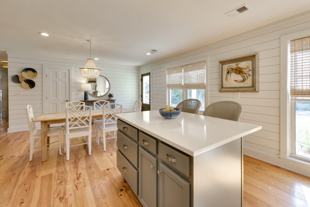 Photo of 1154 Shoreside Way, Mount Pleasant, SC 29464 (MLS # 26027452)