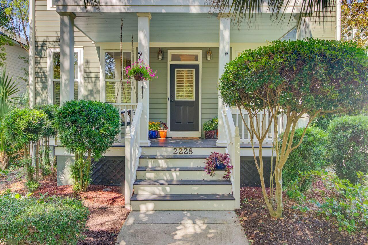 2228 Daniel Island Drive