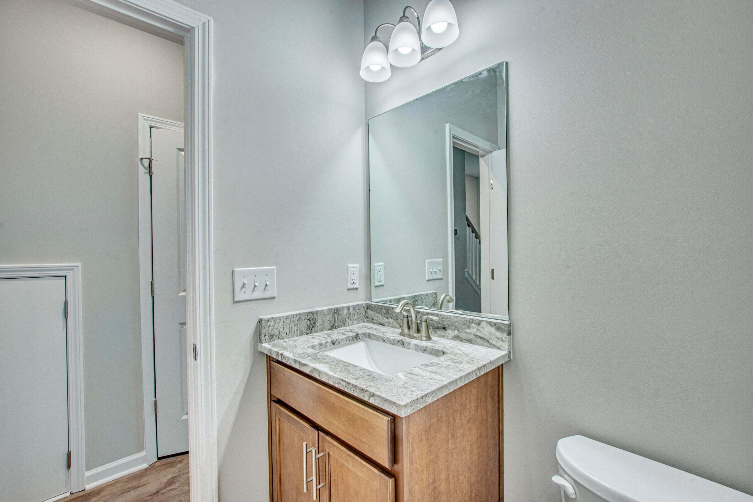 Photo 17 of 29 of 113 West Broad Street townhome