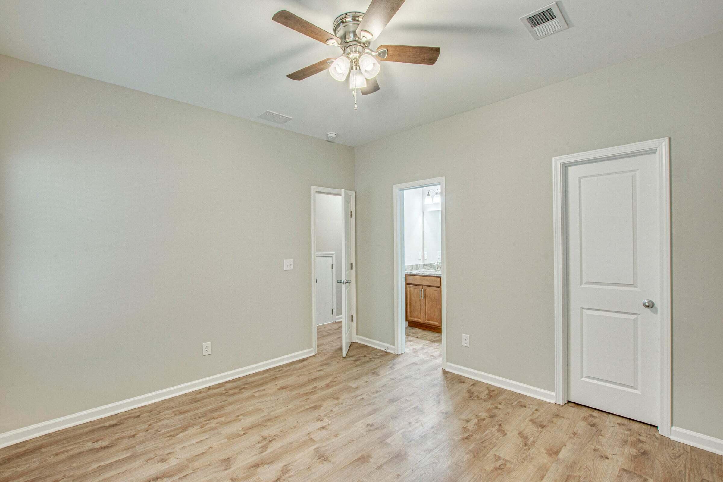 Photo 19 of 29 of 113 West Broad Street townhome