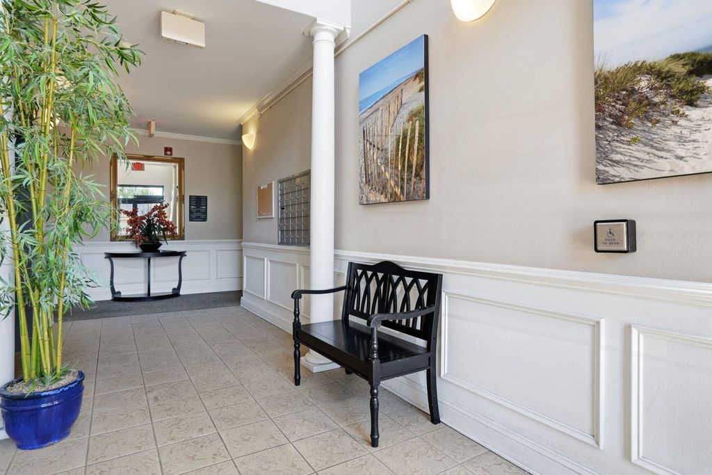 Photo of 1533 Cambridge Lakes Drive #203d, Mount Pleasant, SC 29464 (MLS # 26001585)