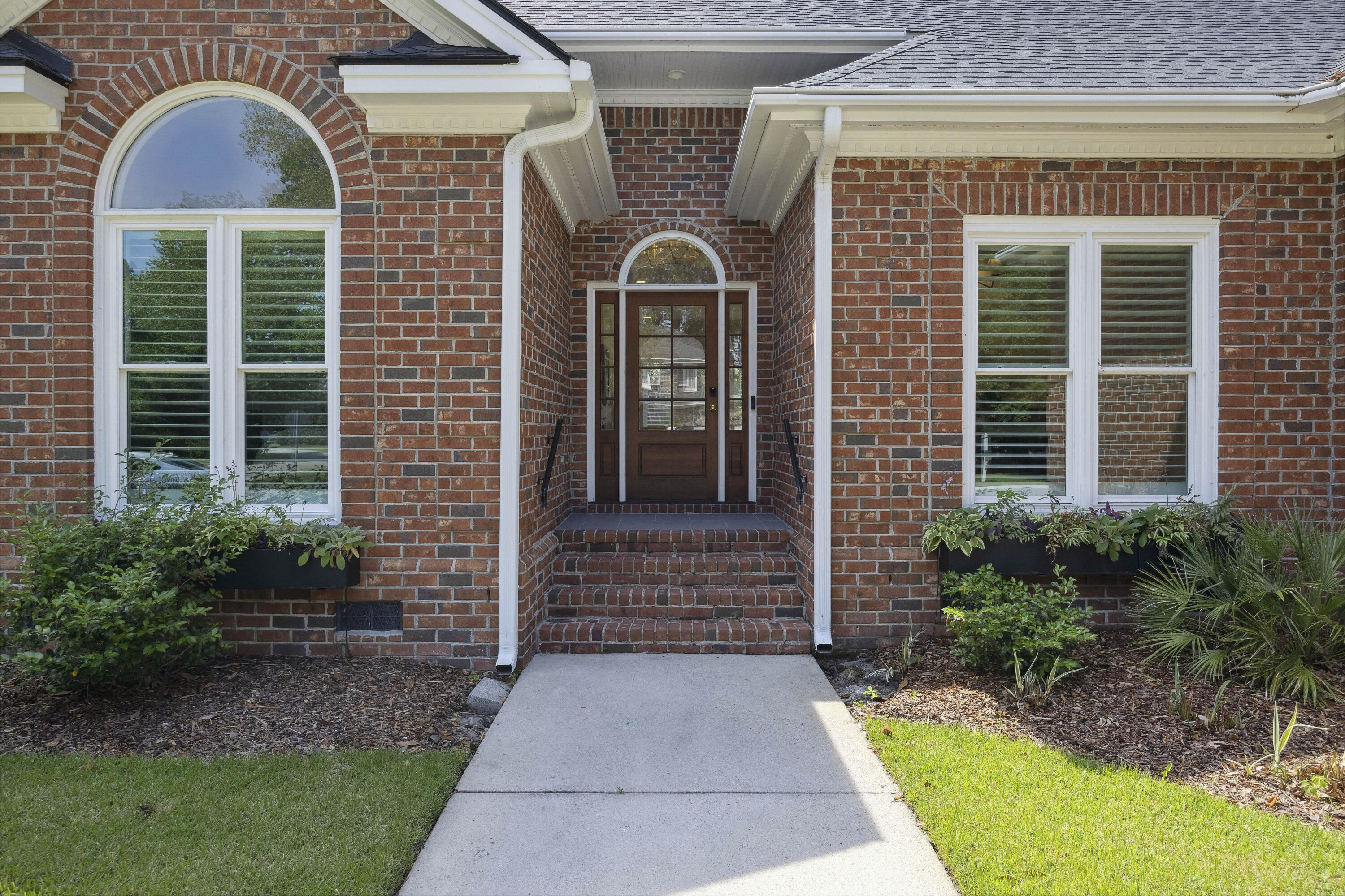 1280 Waterfront Drive