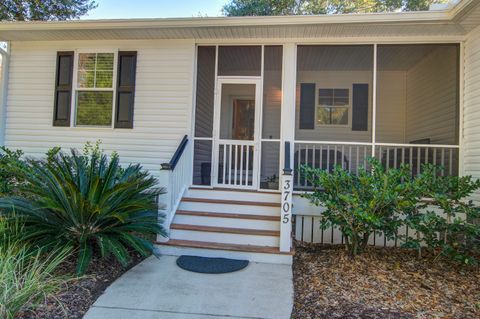 A home in Mount Pleasant