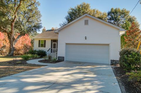 A home in Mount Pleasant