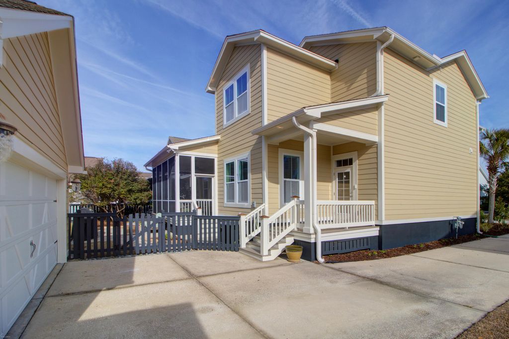 Photo of 1473 Croaton Crossing, Mount Pleasant, SC 29466 (MLS # 26002373)