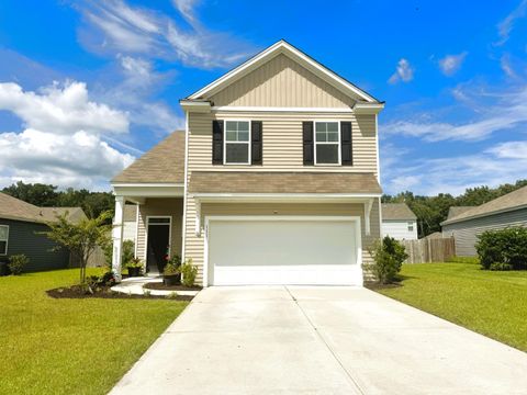 Photo of 111 Akeley Lane, Summerville, SC 29483 (MLS # 26011316)