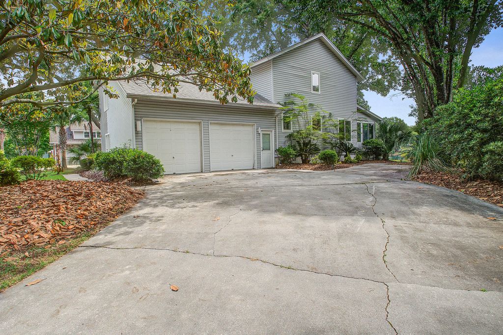 Photo of 2323 Rice Pond Road, Charleston, SC 29414 (MLS # 26013689)