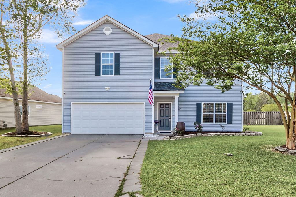 Photo of 100 Pacolet Street, Summerville, SC 29485 (MLS # 26009648)