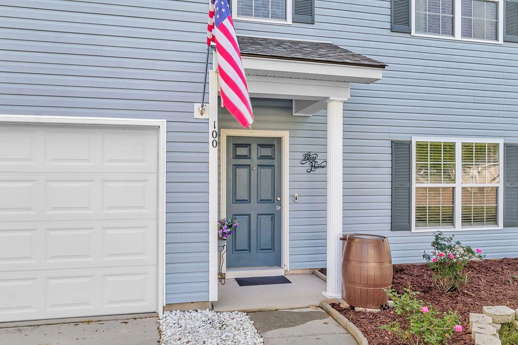 Photo of 100 Pacolet Street, Summerville, SC 29485 (MLS # 26009648)