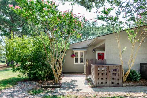 Photo of 101 Ventura Place, Mount Pleasant, SC 29464 (MLS # 26020542)