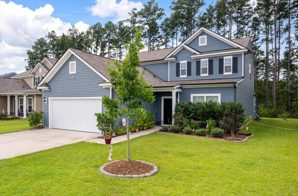 Photo of 211 Shadybrook Drive, Summerville, SC 29486 (MLS # 26026246)