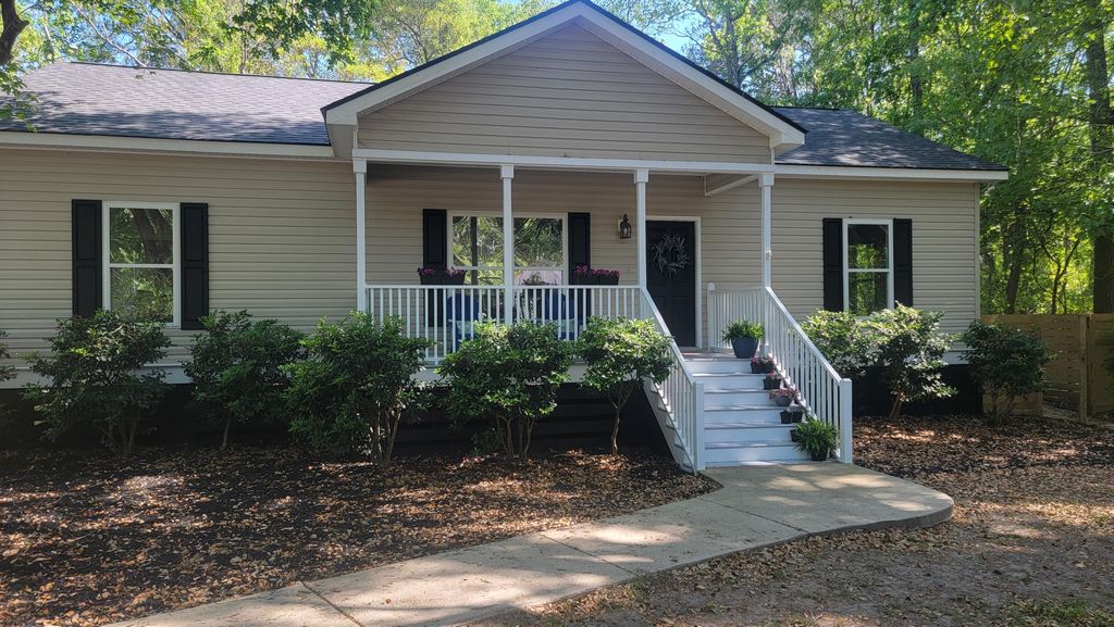 Photo of 3805 Tim Ascue Lane, Mount Pleasant, SC 29429 (MLS # 26010379)