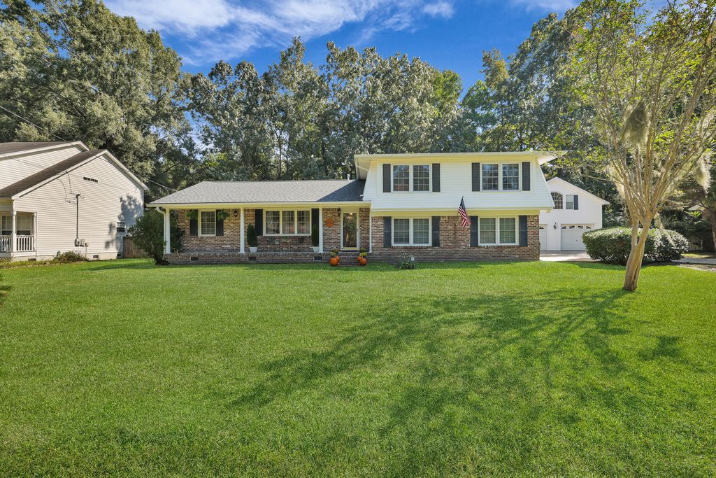 Photo of 2362 Brevard Road, Charleston, SC 29414 (MLS # 25028254)