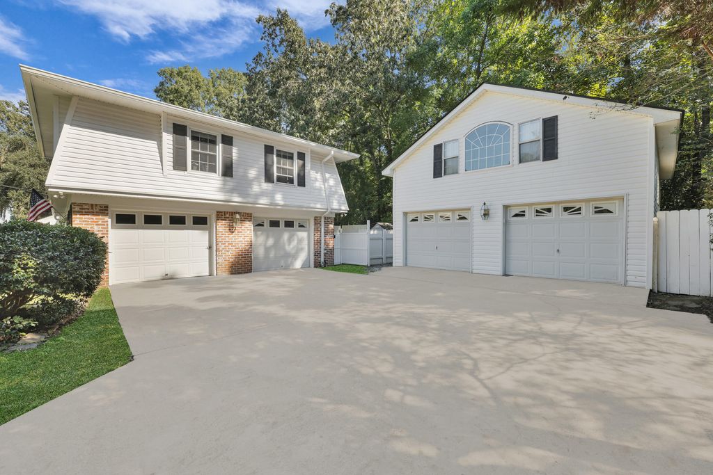 Photo of 2362 Brevard Road, Charleston, SC 29414 (MLS # 25028254)