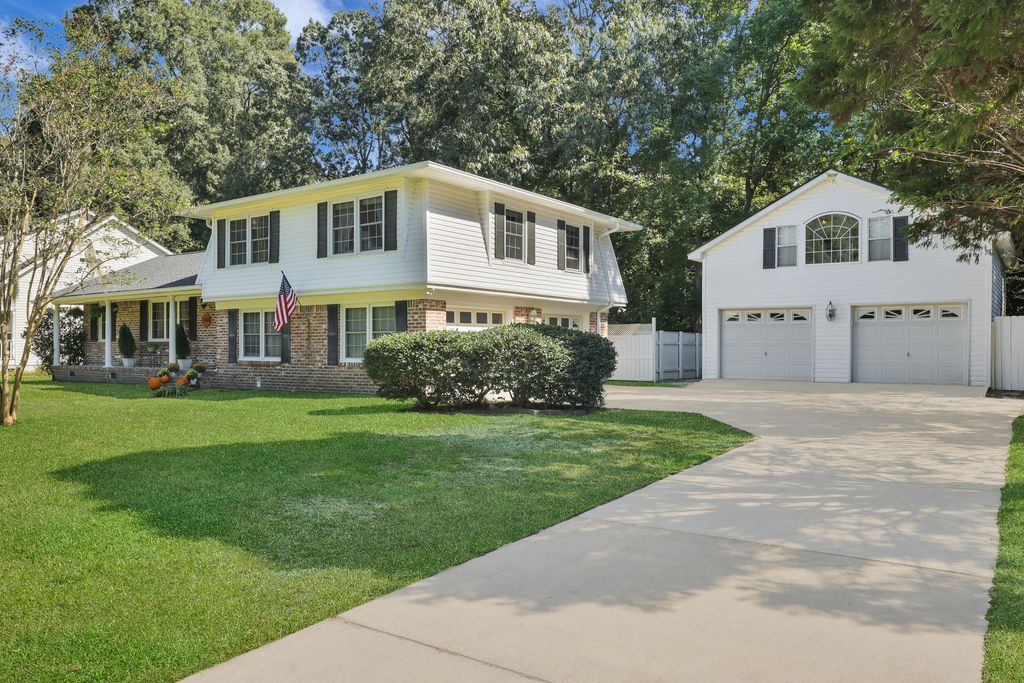 Photo of 2362 Brevard Road, Charleston, SC 29414 (MLS # 25028254)