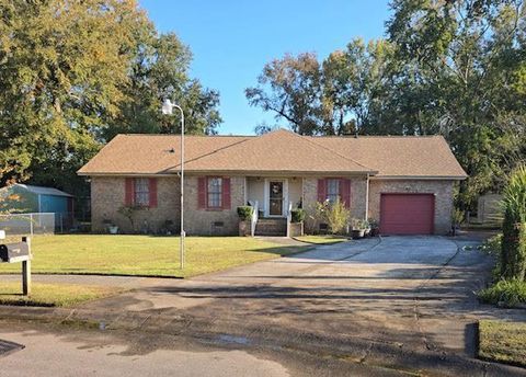 Photo of 902 Knee Pines Court, Ladson, SC 29456 (MLS # 25030400)