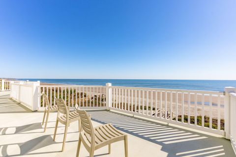 A home in Isle of Palms