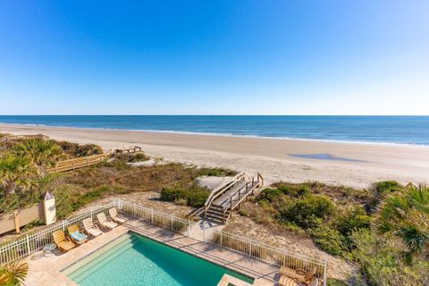 A home in Isle of Palms