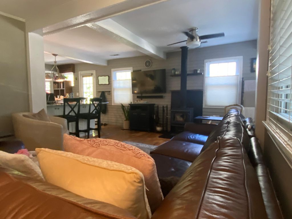 Photo of 734 Powhatan Avenue, Mount Pleasant, SC 29464 (MLS # 25031121)