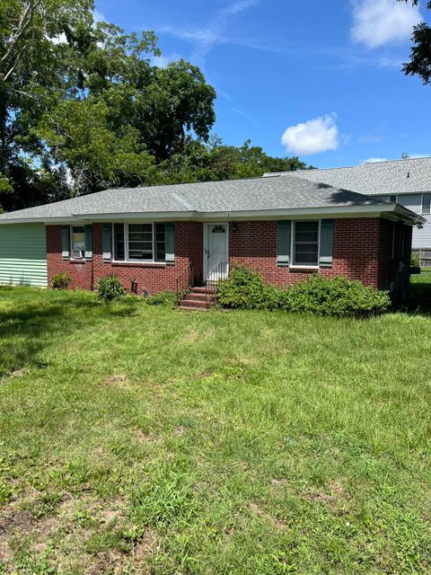 Photo of 1602 Rifle Range Road, Mount Pleasant, SC 29464 (MLS # 25019901)