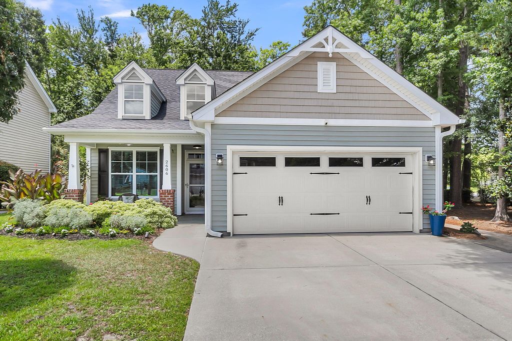 Photo of 2606 Lohr Drive, Mount Pleasant, SC 29464 (MLS # 26013088)