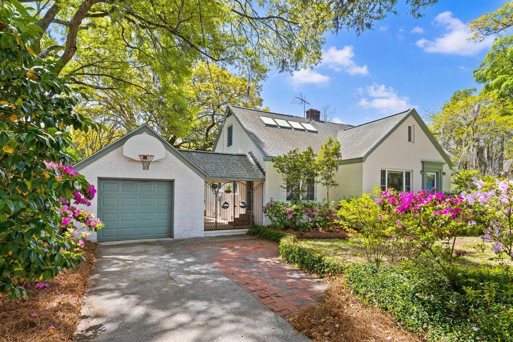 Photo of 2169 Westrivers Road, Charleston, SC 29412 (MLS # 26009984)