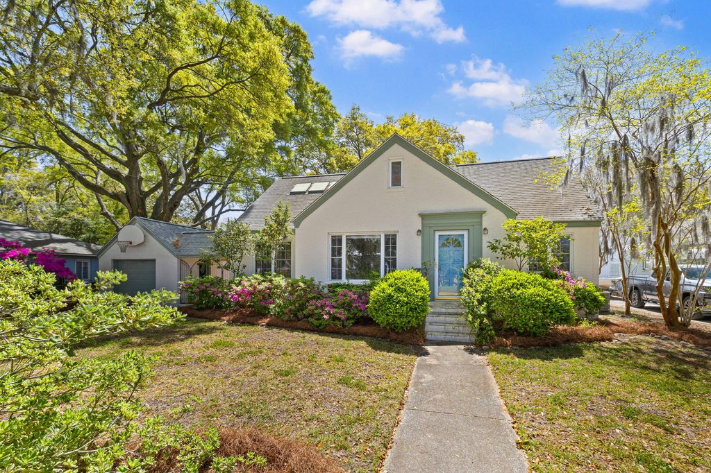 Photo of 2169 Westrivers Road, Charleston, SC 29412 (MLS # 26009984)