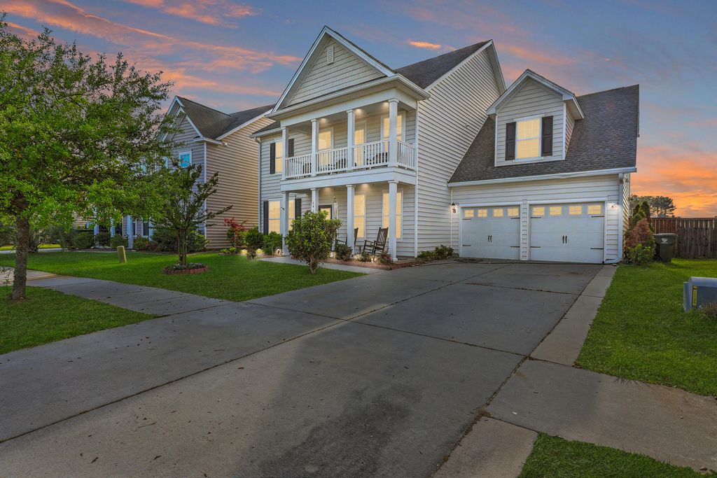 Photo of 141 Lindera Preserve Boulevard, Summerville, SC 29486 (MLS # 26010412)