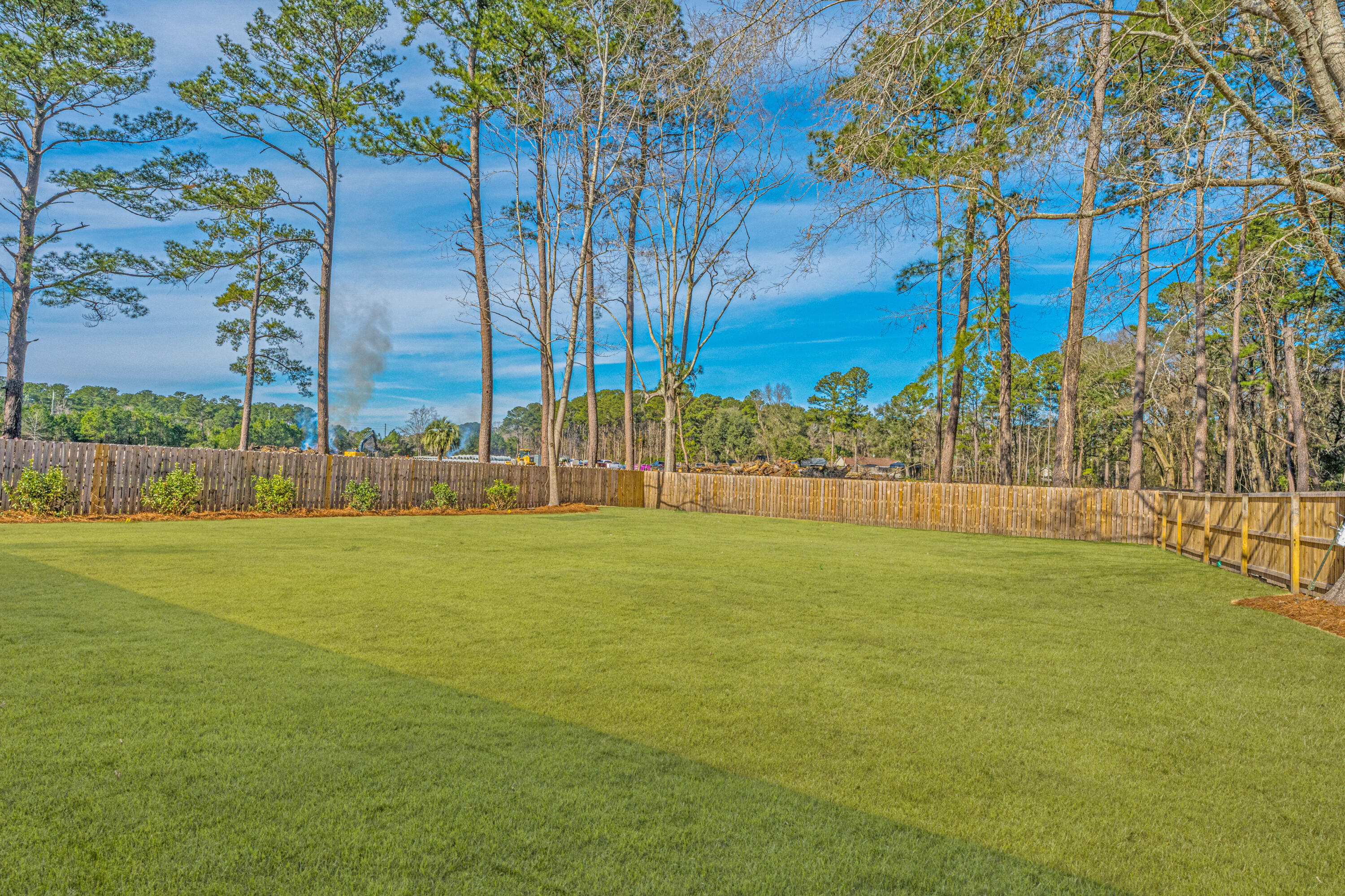 106 Edgebrook Drive Drive