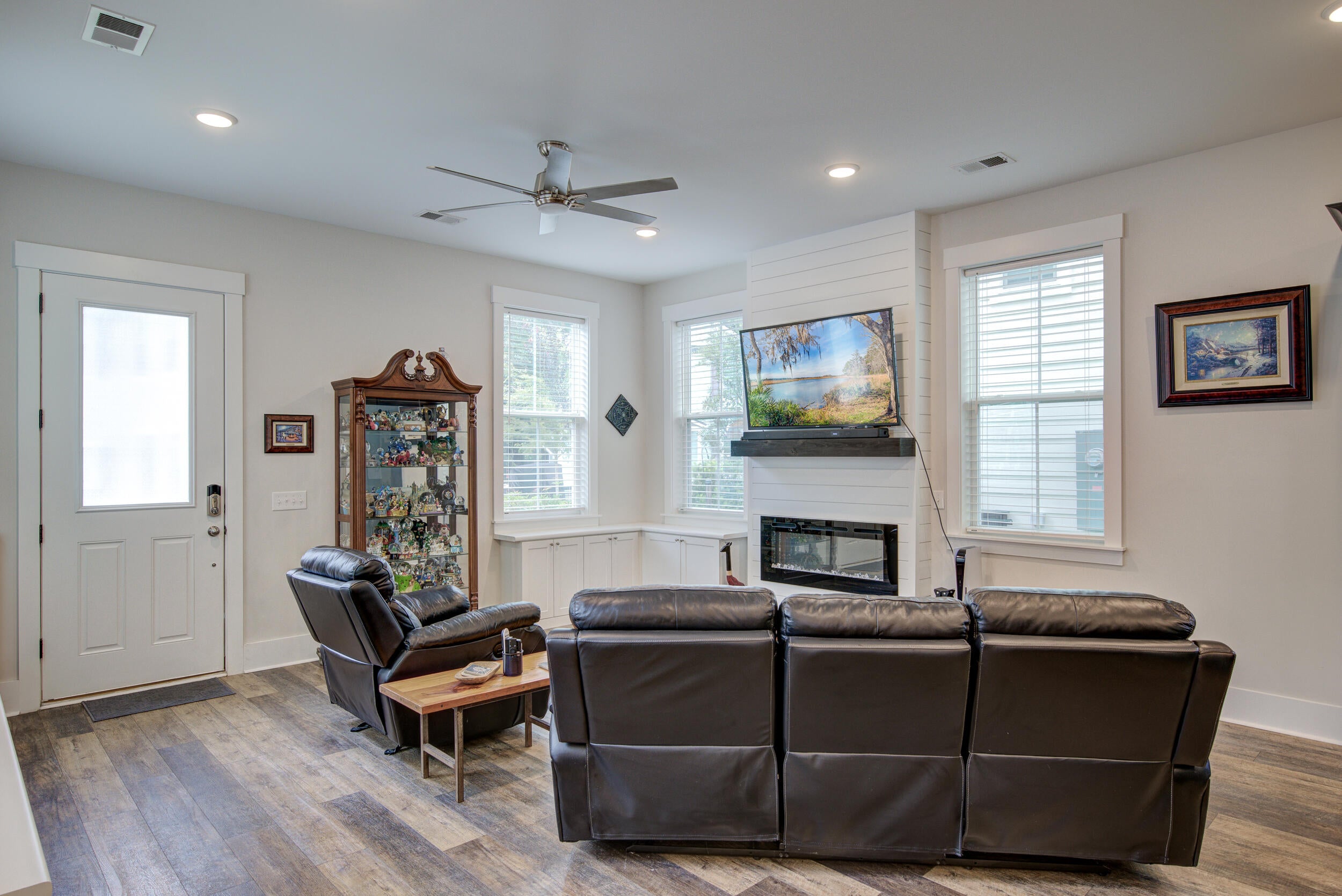 1005 W Patterson Point