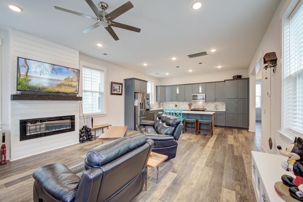 Photo of 1005 W Patterson Point, Hanahan, SC 29410 (MLS # 26024764)