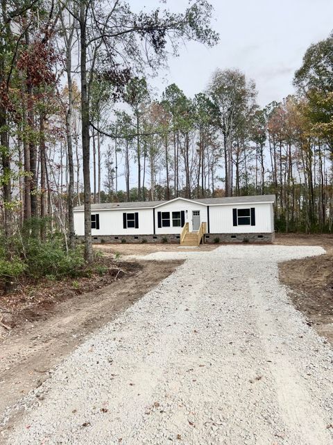 A home in Moncks Corner